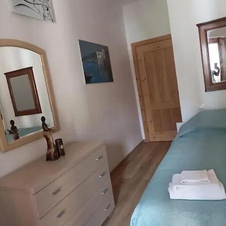 Bellissimo Nuovo! Lägenhet Lorenzago Di Cadore